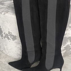 PRICE DROP!! Manolo Blahnik Tungadehi Black Suede Knee High Boots