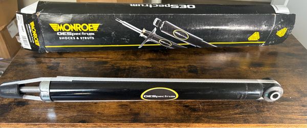 Monroe OESpectrum 5607 Rear Shock Absorber – New in Box
