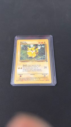 Pikachu Pokémon Card 60/64 Jungle Set