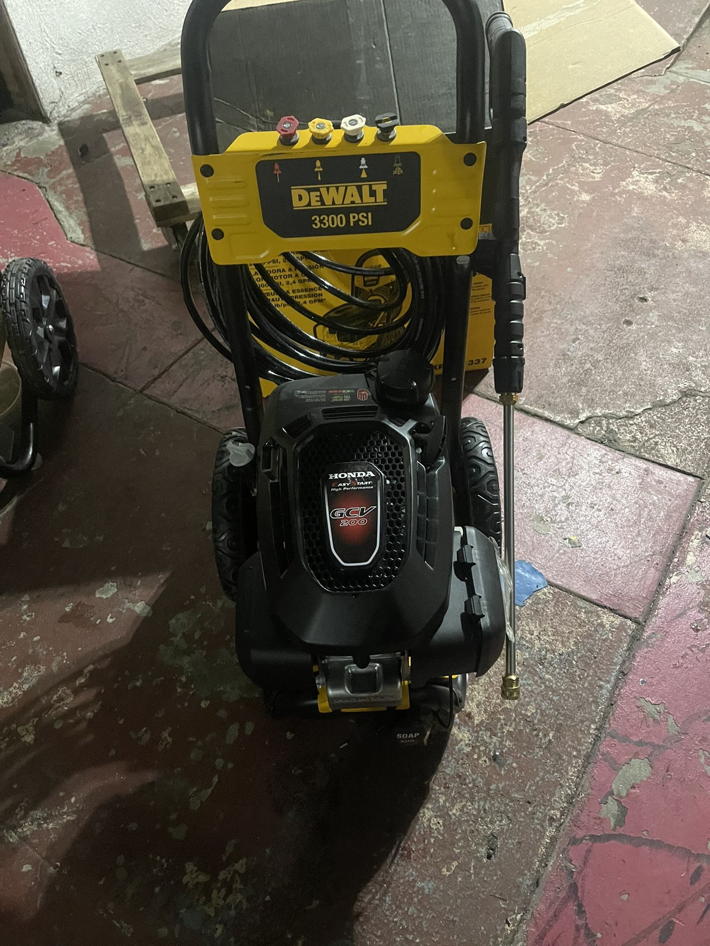 Pressure Washer Dewalt 3300psi Like New $310 Firm