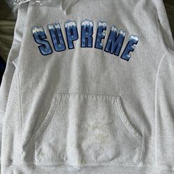 Supreme Hoodie 