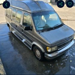 1992 Ford E-150