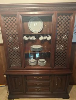 **Antique China Cabinet / Display Cabinet / Hutch**