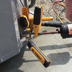 Fieldpiece wireless gages