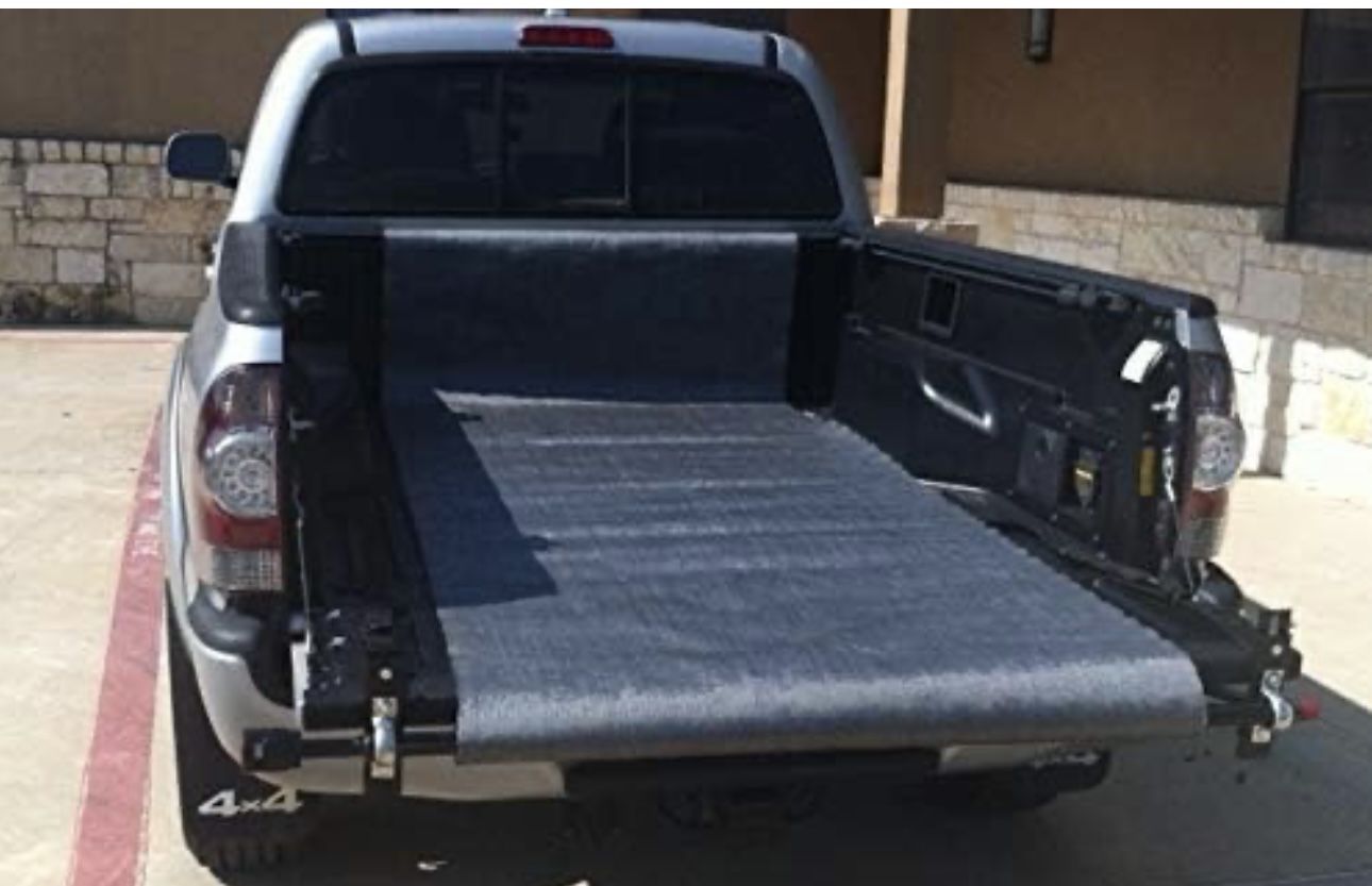 Truck Bed Cargo Unloader