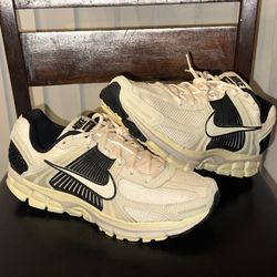 New Nike Zoom Vomero 5 Shoes Sz 13 Sneakers