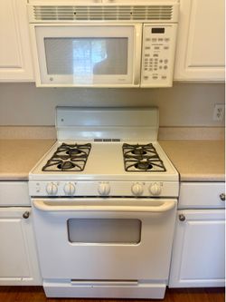 Refrigerator Gas Range dishwasher