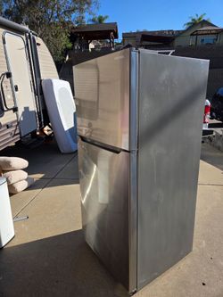 Almost new refrigerator