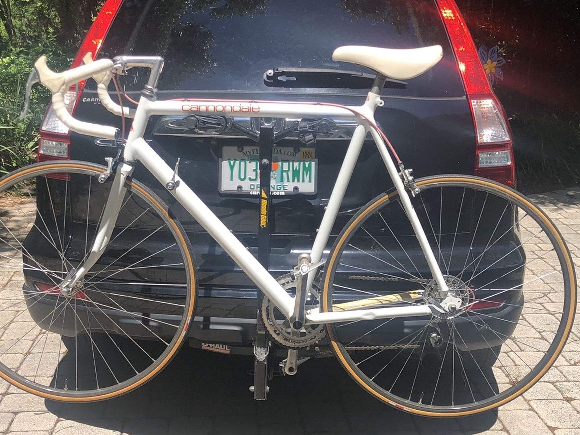 Awesome Cannondale Road Bike