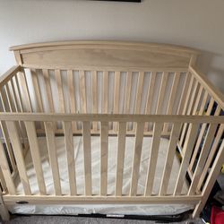 Graco Crib and Mattress 