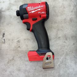M18 Milwaukee Impact