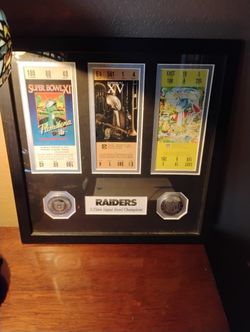 Raiders Commemorative Super Bowl Frame