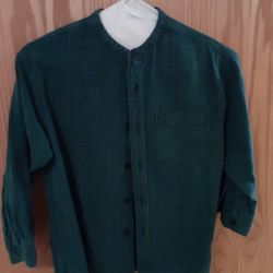 Boys Green Long Sleeve Plaid Shirt. Size 8
