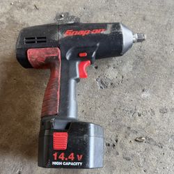  1/2” Snap-on Impact Gun/Battery 18V Versatile /Charger 