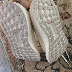Adidas Ultra Boost Size 9.5
