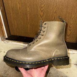 Dr. Martens Real Leather Boots Size 9.5
