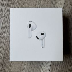 Apple AirPods 3rd Gen with Lightning Charging Case New Sealed