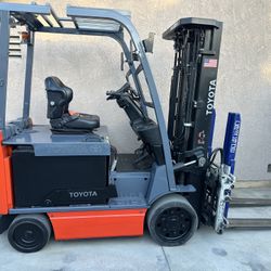 Toyota Electric Forklift 6,000LBS.