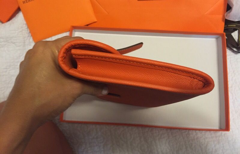 Auth. Hermes Orange Pochette Jige Elan Clutch 29cm for Sale in Miami, FL -  OfferUp