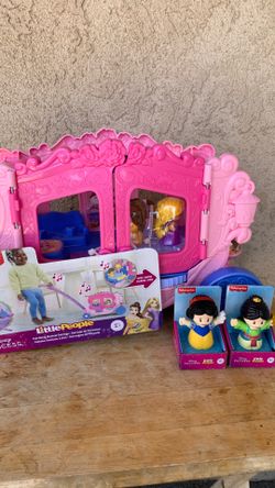 FISHER-PRICE DISNEY PRINCESS LITTLE PEOPLE PULL ALONG CARRIAGE SPIN & MUSIC SOUNDS I HAVE ADDED 2 EXTRA PRINCESSES