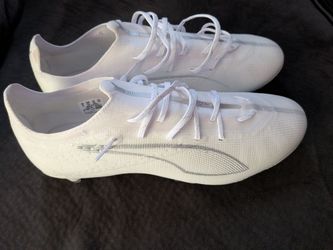 Ultra 5 Pro Firm, Artificial Ground Soccer Cleats Size 10M