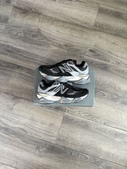 NEW BALANCE 9060 “CASTLE ROCK”