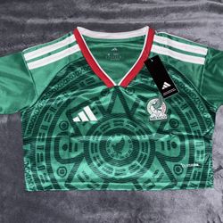 ***NEW*** 2026 Adidas Mexico Women Cropped Top Jersey size Medium