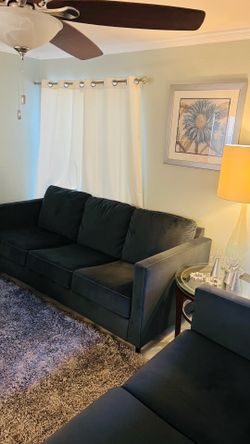 Beautiful 3 Piece Couch