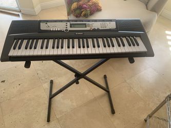 Yamaha Keyboard Piano