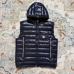 Men’s Winter Vest New size L/XL  Price Firm Not Negotiable.