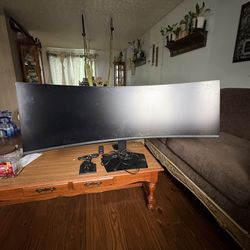 49in Samsung G9 1440p Monitor 