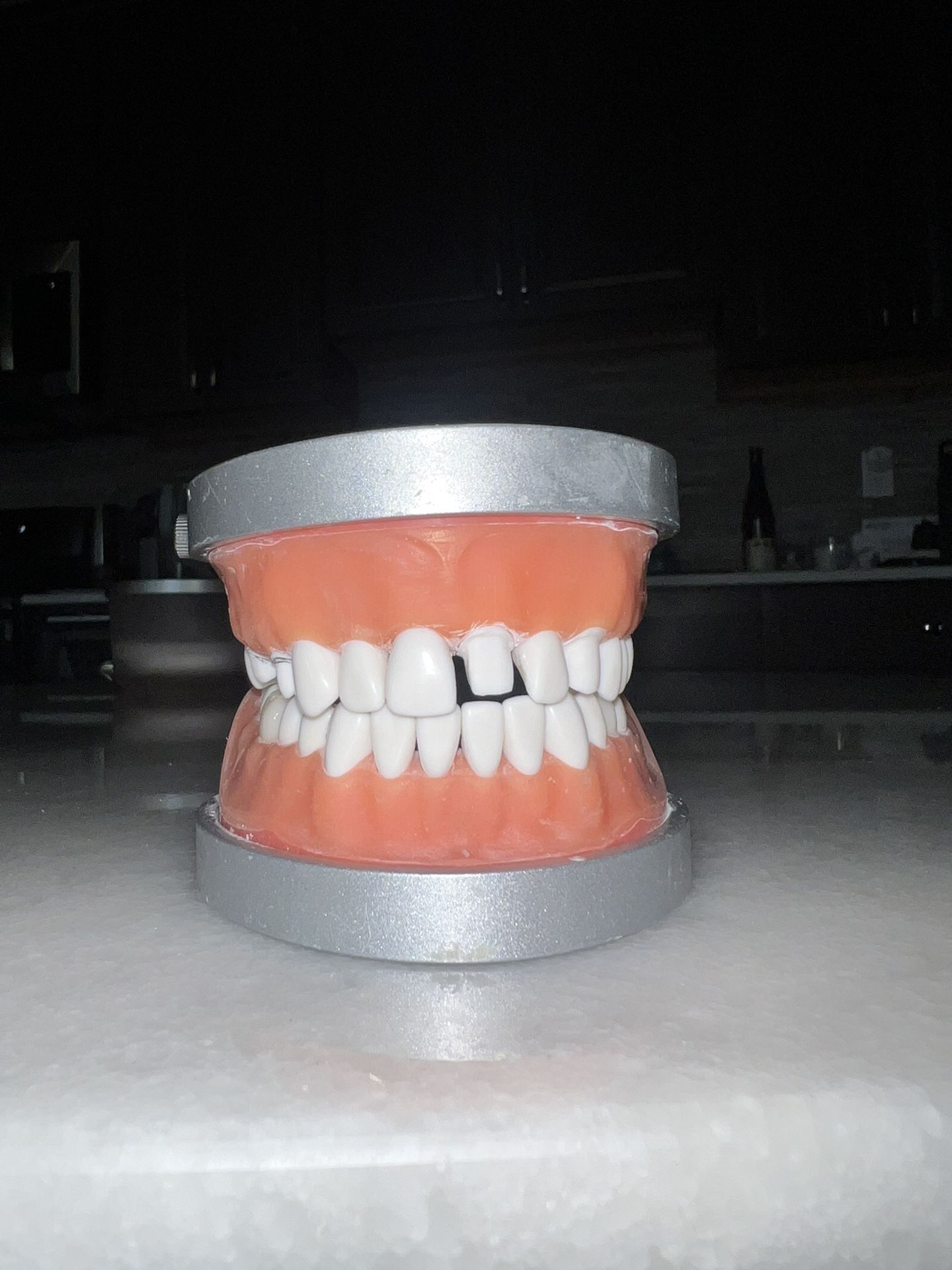 ModuPRO One MP_R320 Acadental Restoration Typodont