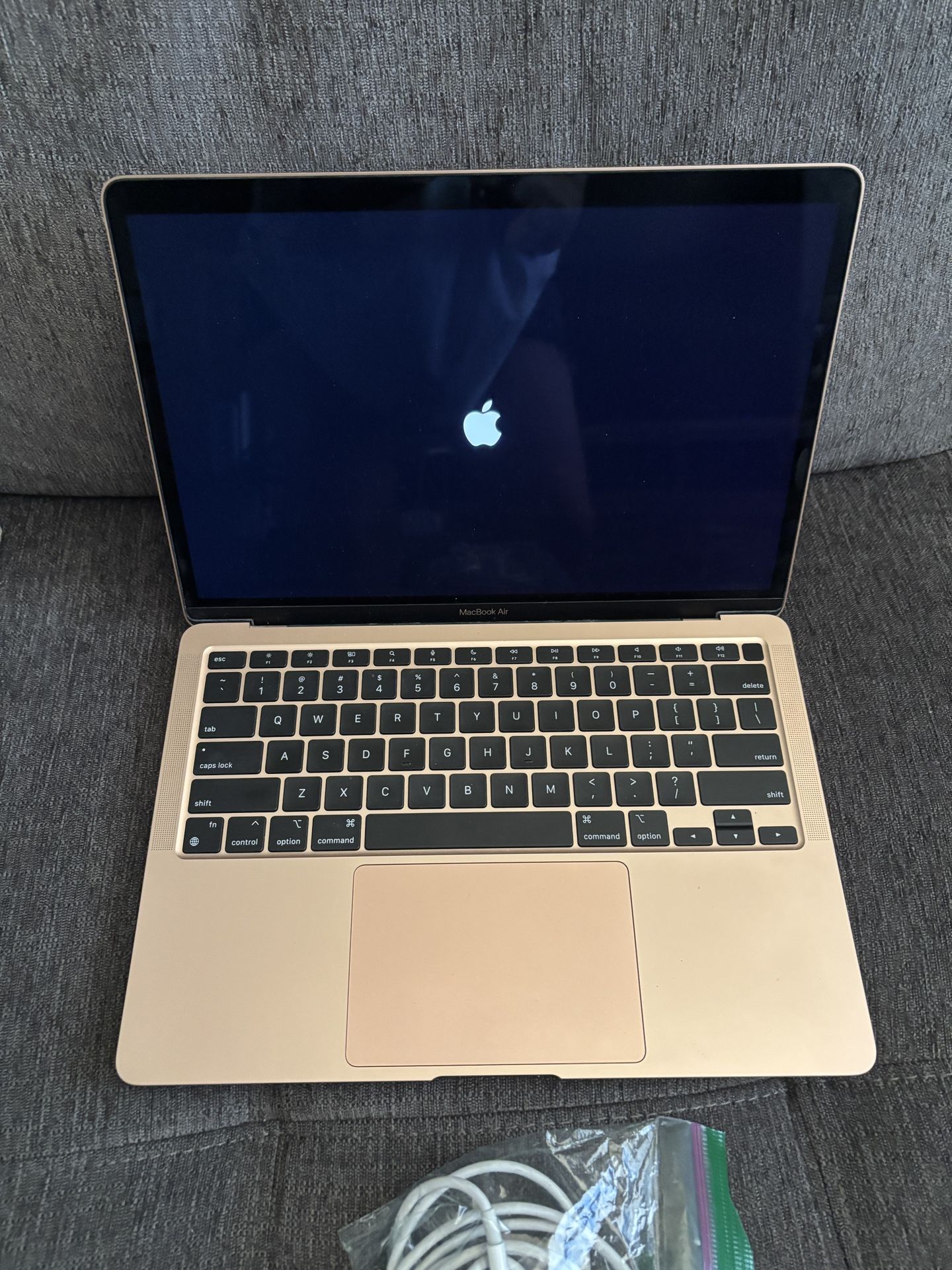 MacBook Air M1 - Rose Gold