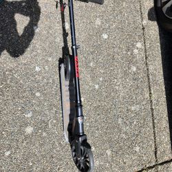 Razor electrical scooter, rearly used