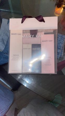 Mary Kay Skin Care Pack