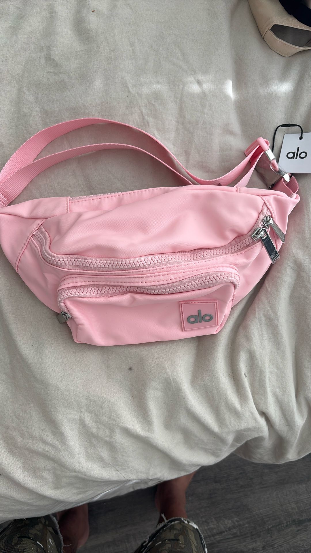 Alo Fanny pack/waist Bag (pink, Black, Beige)