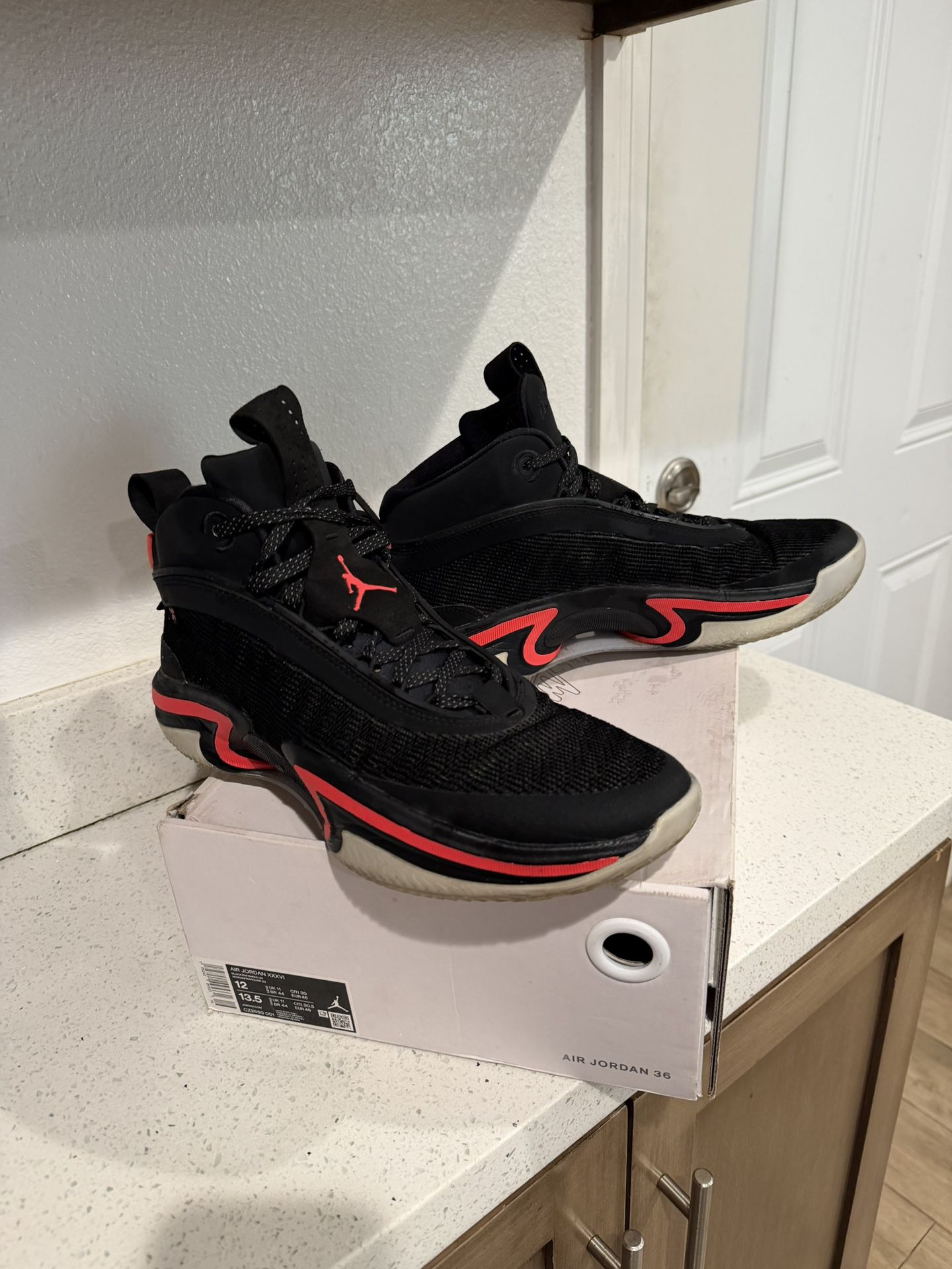 Nike Air Jordan 36 Men's Basketball Size 12