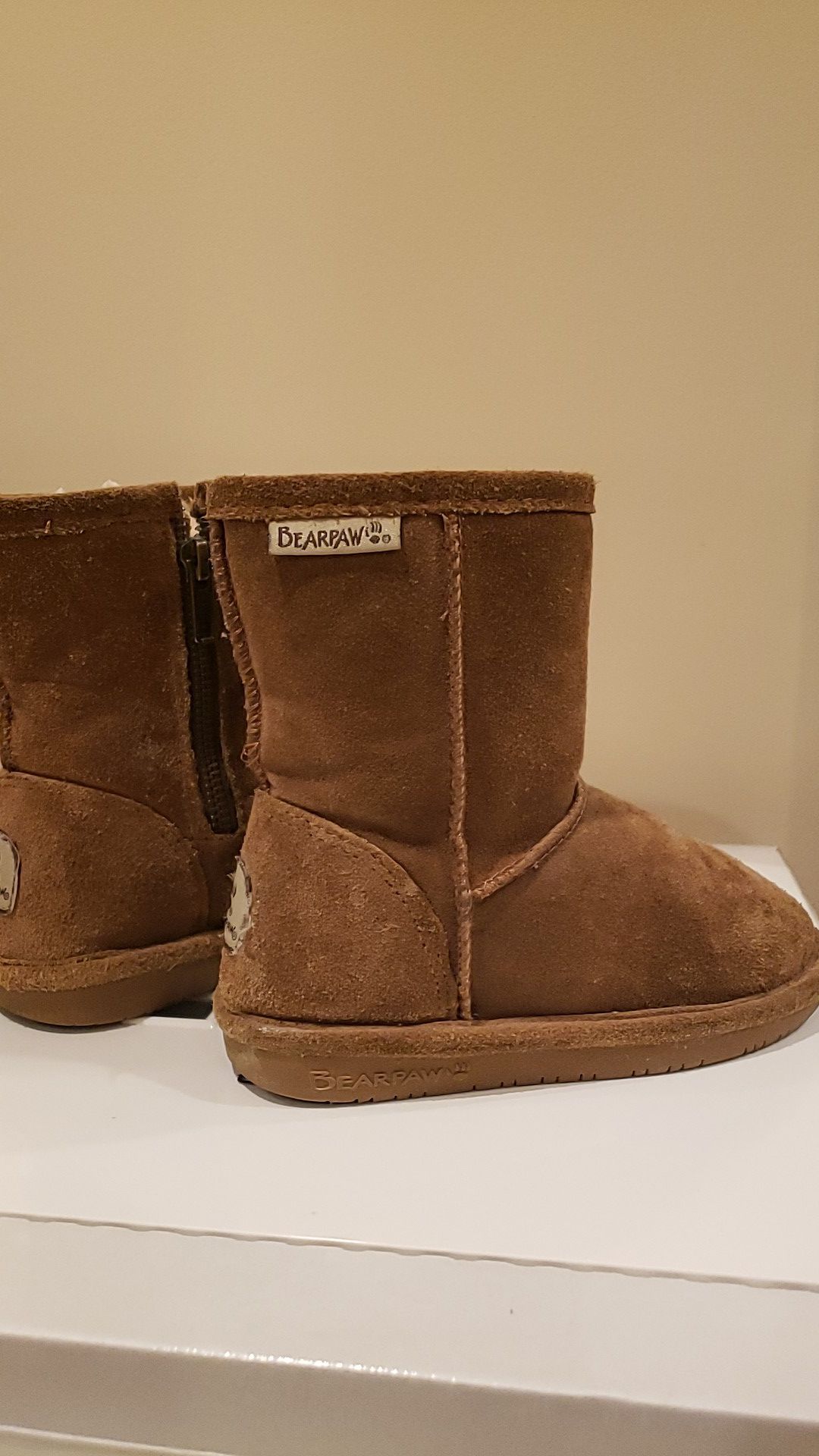 Size 10 Girl boots. Bearpaw brand