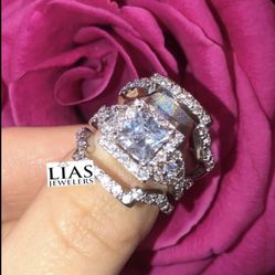 New 18k White Gold Wedding Ring Set 