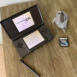 Nintendo DS Lite – Dialga & Palkia Limited Edition + Pokémon Diamond (Authentic)