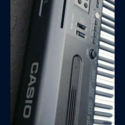 Casio Music Keyboard WK110
