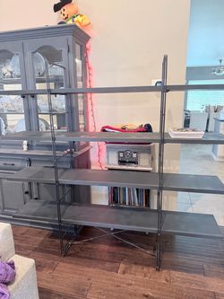 Bookshelf