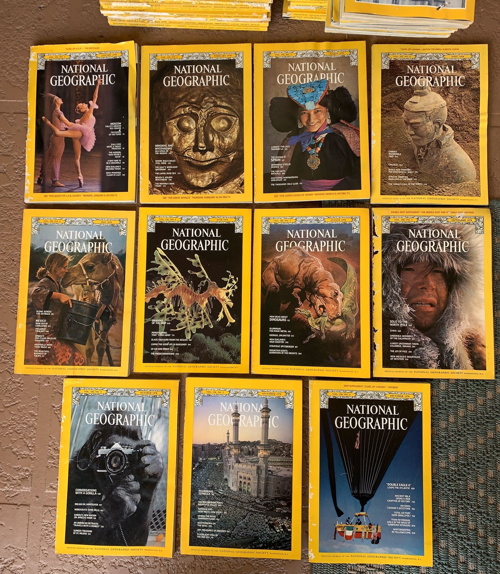 11 vintage 1978 National Geographic Magazines