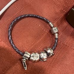 Pandora Bracelet Leather And Charms 