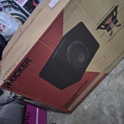 Kicker Single Subwoofwr 