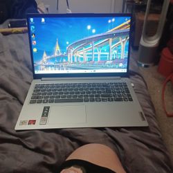 Lenovo IdeaPad Laptop