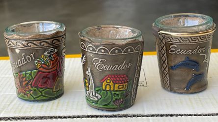 Set of 3 Ecuador shot glasses