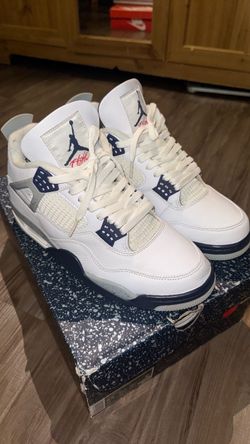 Jordan 4 Midnight Navy