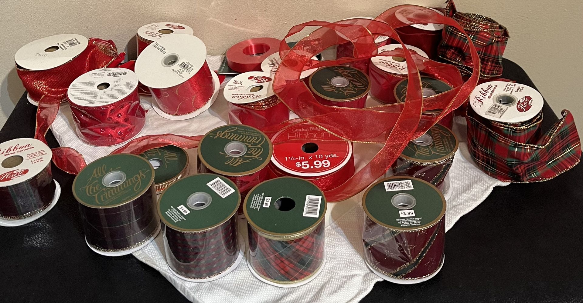 NEW! CHRISTMAS WIRE RIBBON