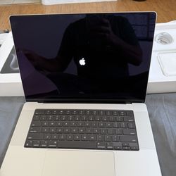For Sale: MacBook Pro 16-inch (M4 Pro, 24GB RAM, 512GB SSD) – Open Box, Like New  🔹 Condition 	•	Open Box – Like New 	•	No scratches or signs of use 